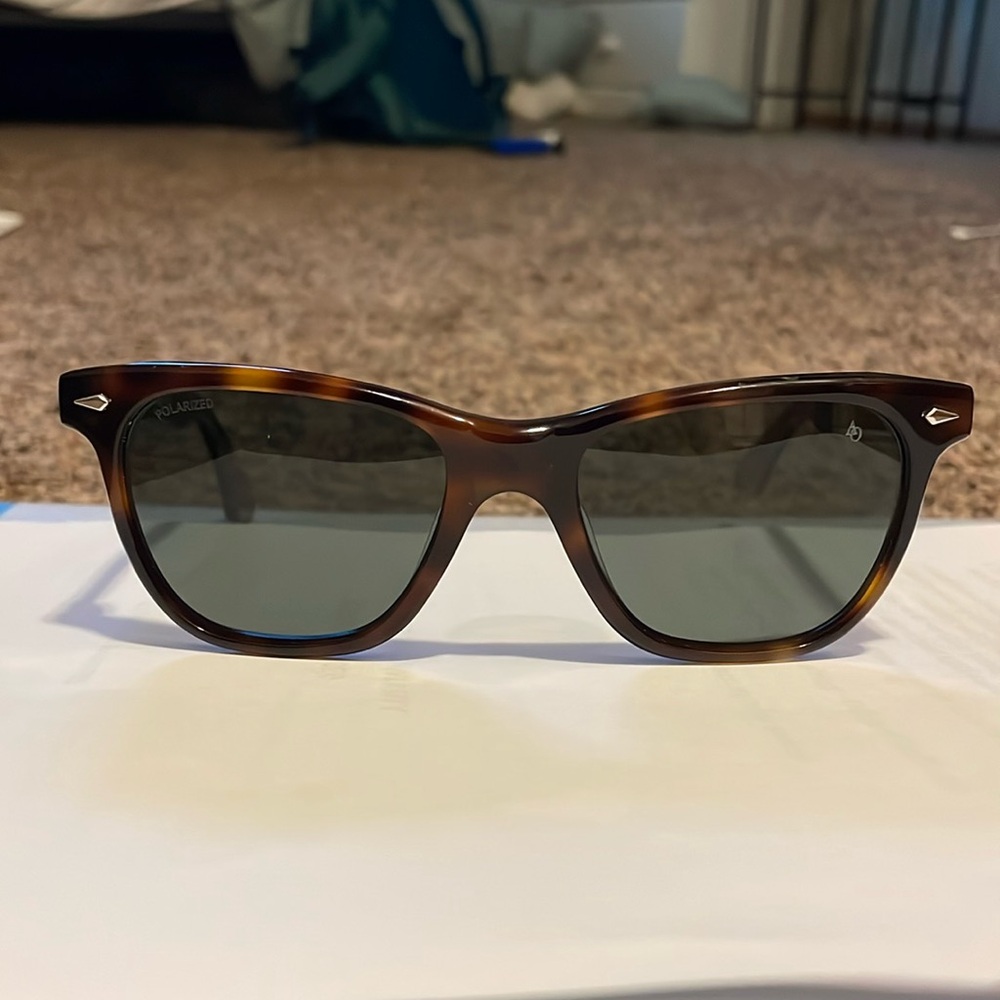 American Optical polarized woman’s sunglasses